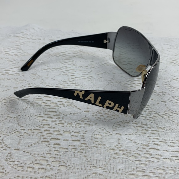 Ralph Lauren Sunglasses Dark with silver trim Designer Logo Stamped Nose Pads - Picture 7 of 16
